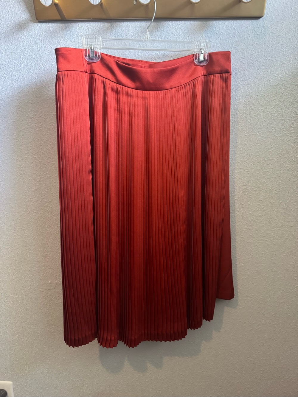 EUC Banana Republic X Olivia Palermo Rust Pleated Midi Wrap Skirt